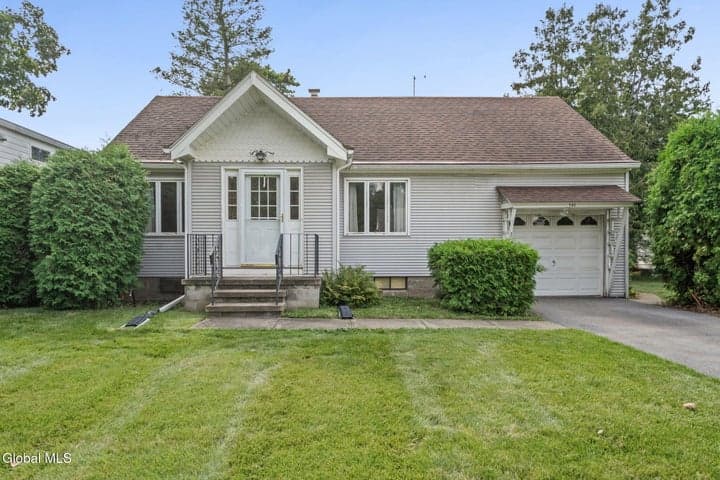 141 Polsin Drive, Rotterdam, NY, photo 1