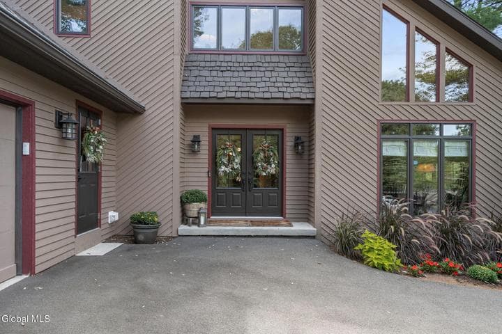 25 Oaktree Lane, Colonie, NY, photo 2