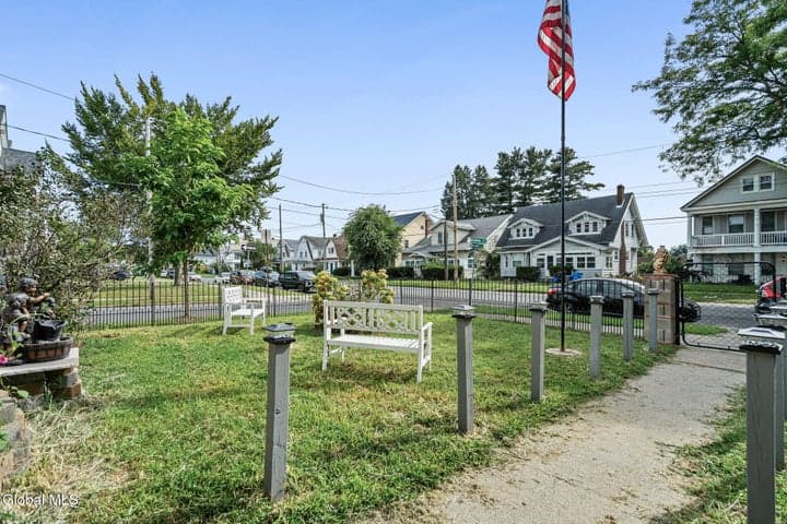 264 Manning Boulevard, Albany, NY, photo 5