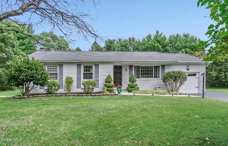 493 Elliot Road, East Greenbush, NY