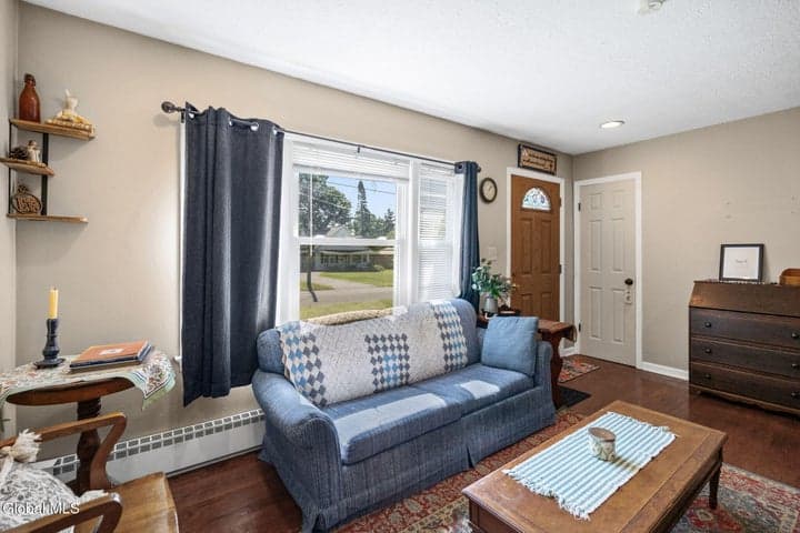 2031 Gray Street, Schenectady, NY, photo 5