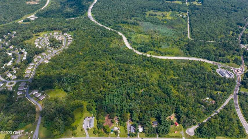 2289 US-9, Malta, NY, photo 4
