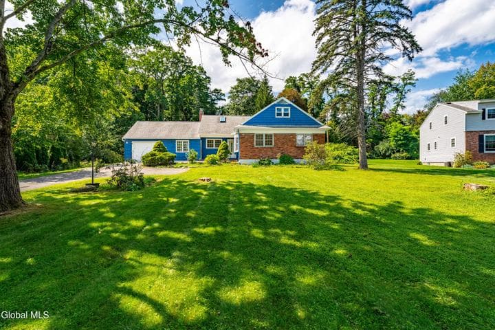 4132 Buckingham Drive, Niskayuna, NY, photo 3