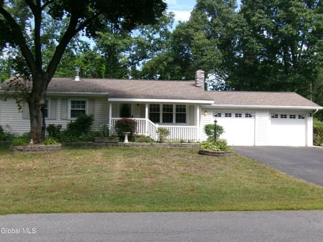 62 Margaret Drive, Milton, NY, photo 2