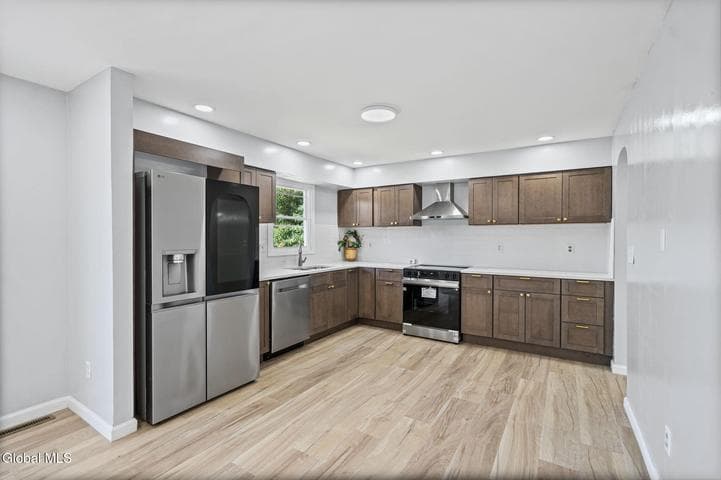 3 Petalas Drive, East Greenbush, NY, photo 5