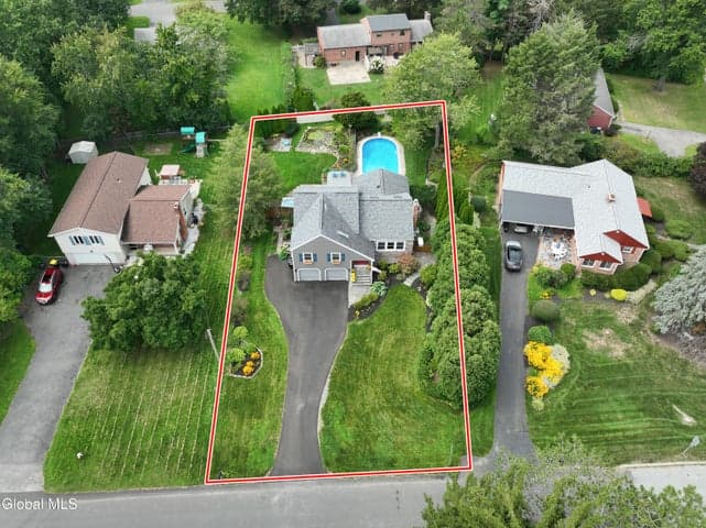945 Mohegan Road, Niskayuna, NY, photo 4