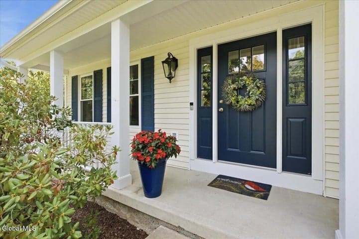54 Jamison Drive, Clifton Park, NY, photo 2