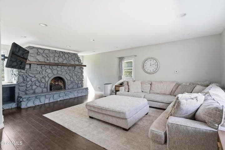 623 Mariaville Road, Rotterdam, NY, photo 2