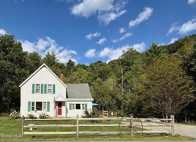 660 Jones Hollow Road, Petersburgh, NY