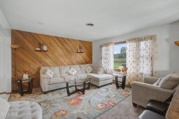 248 Boght Road, Colonie, NY, photo 3