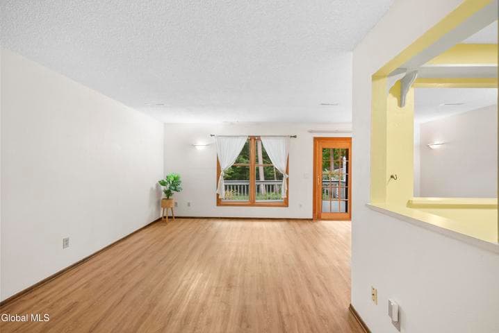 93 Westchester Drive, Clifton Park, NY, photo 5