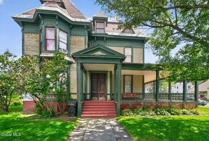 824 2nd Avenue, Troy, NY, photo 5