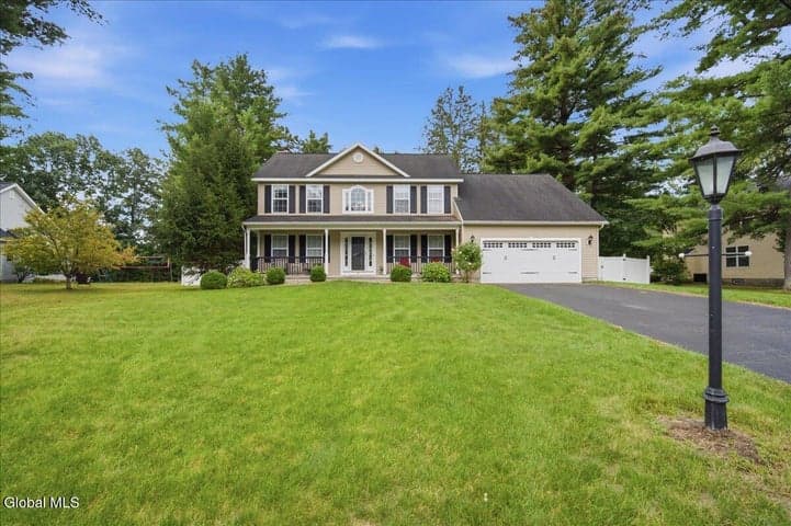 4 Wyndham Way, Ballston Spa, NY, photo 1
