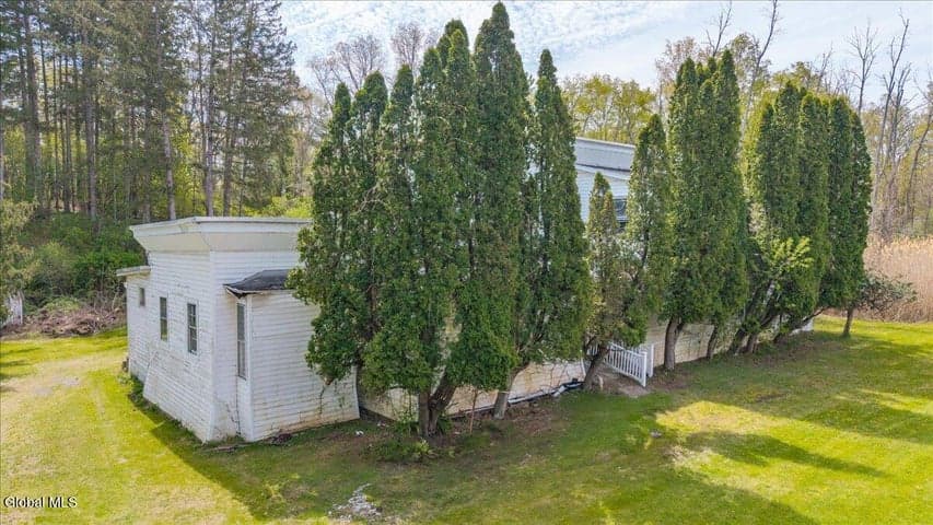 1136 River Road, Bethlehem, NY, photo 3