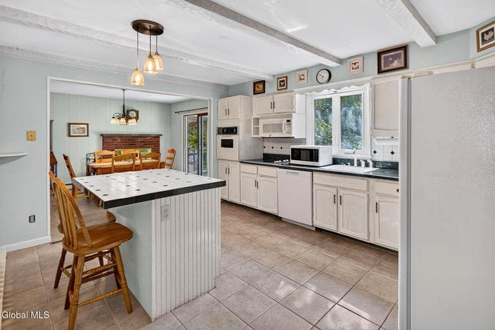 304 New Salem Road, New Scotland, NY, photo 4