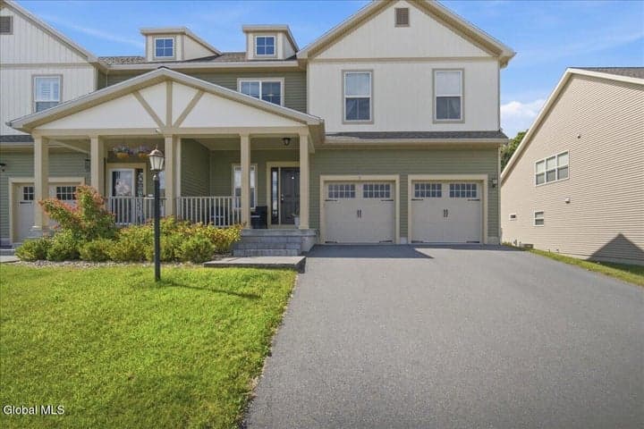 7 Weston Way, Malta, NY, photo 1