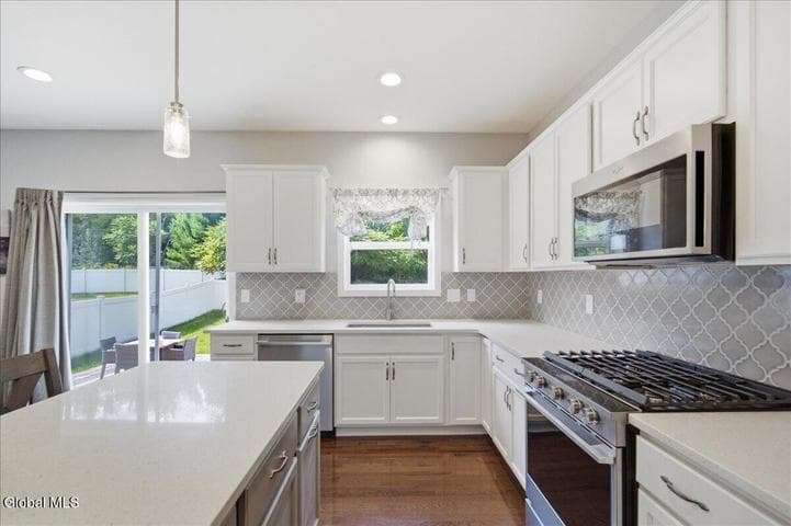 7 Weston Way, Malta, NY, photo 5