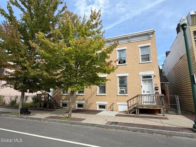 540 2nd Street, Troy, NY, photo 1