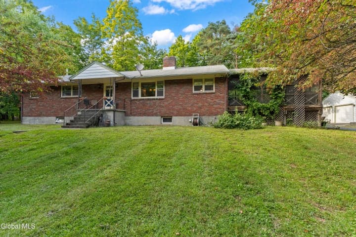 77 Ray Road, Clifton Park, NY, photo 1