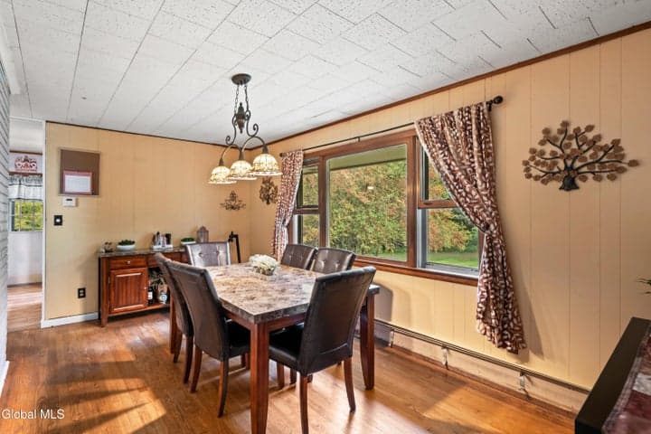 77 Ray Road, Clifton Park, NY, photo 4