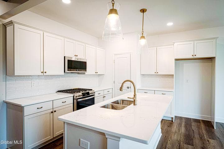 41 Heritage Way, Bethlehem, NY, photo 2