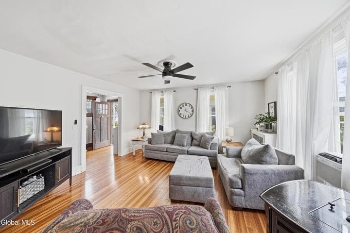 1069 Van Antwerp Road, Niskayuna, NY, photo 3