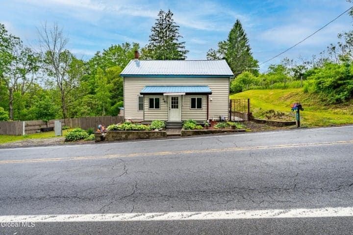 843 State Route 43, Stephentown, NY