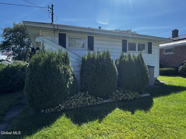 5 Brentwood Avenue, Gloversville, NY, photo 5