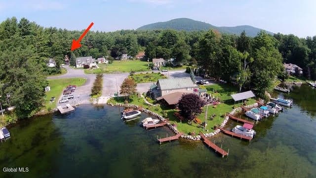 11 Sullivan Road, Lake George, NY, photo 4