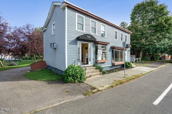 736 3rd Avenue, Watervliet, NY, photo 3