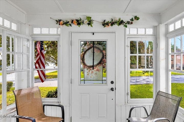 2 George Street, Colonie, NY, photo 4