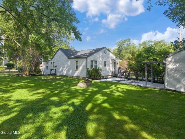 1713 Hillside Avenue, Niskayuna, NY, photo 3