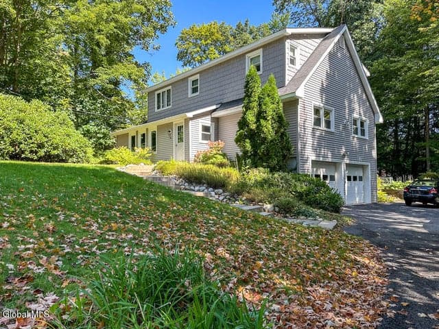 16 Summit Drive, Lake George, NY