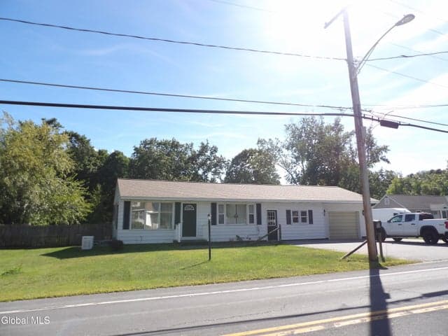 49 Feeder Dam Road, South Glens Falls, NY, photo 2