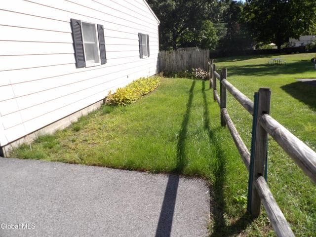 49 Feeder Dam Road, South Glens Falls, NY, photo 4