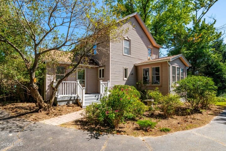 459 Delaware, Delmar, NY, photo 2