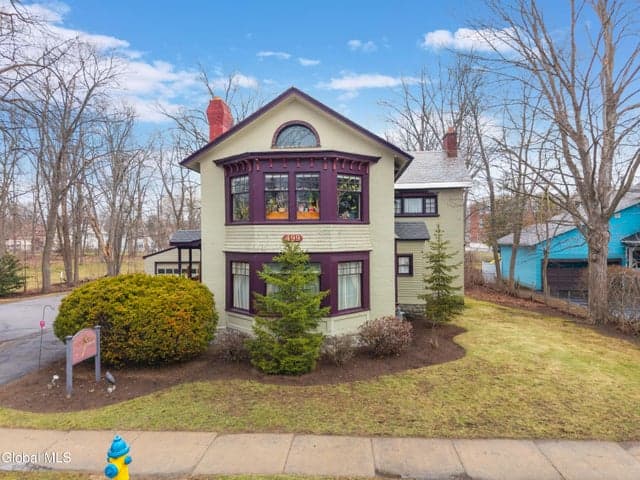499 Glen Street, Glens Falls, NY, photo 2