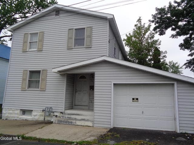 751 Spring Street, Schenectady, NY