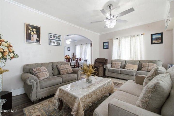 1101 Van Velsen Street, Schenectady, NY, photo 3