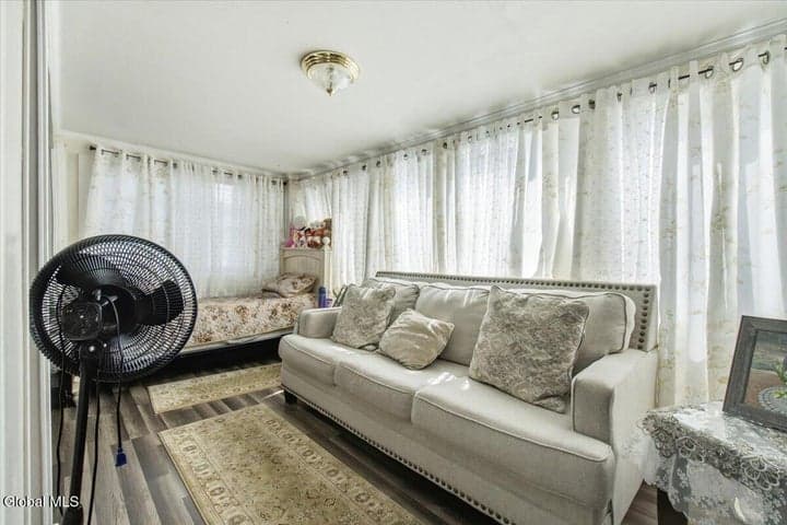 1101 Van Velsen Street, Schenectady, NY, photo 5