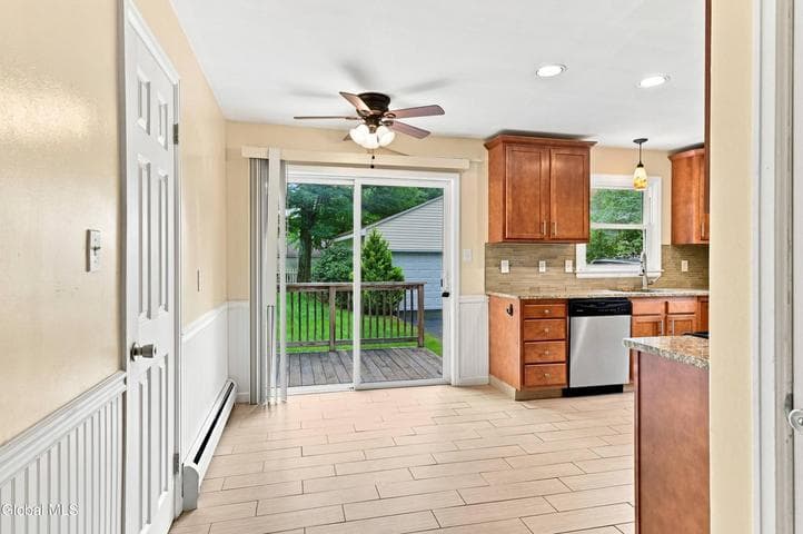 77 Willow Street, Guilderland, NY, photo 5