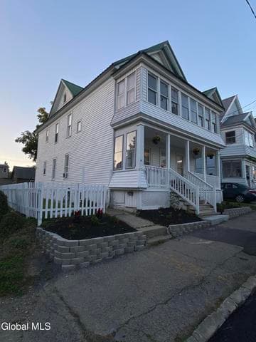 81 James Street, Amsterdam, NY, photo 2