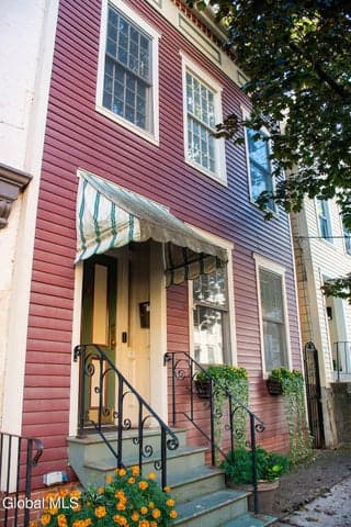 118 Jefferson Street, Albany, NY