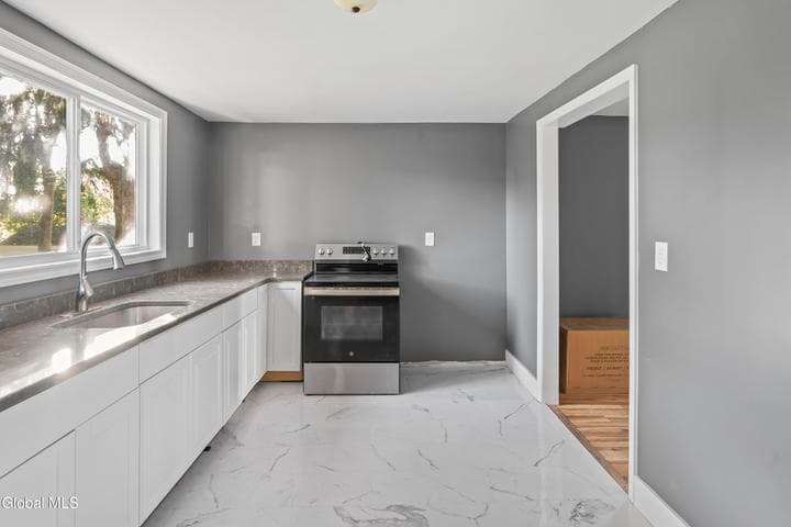 722 Salina Street, Schenectady, NY, photo 4