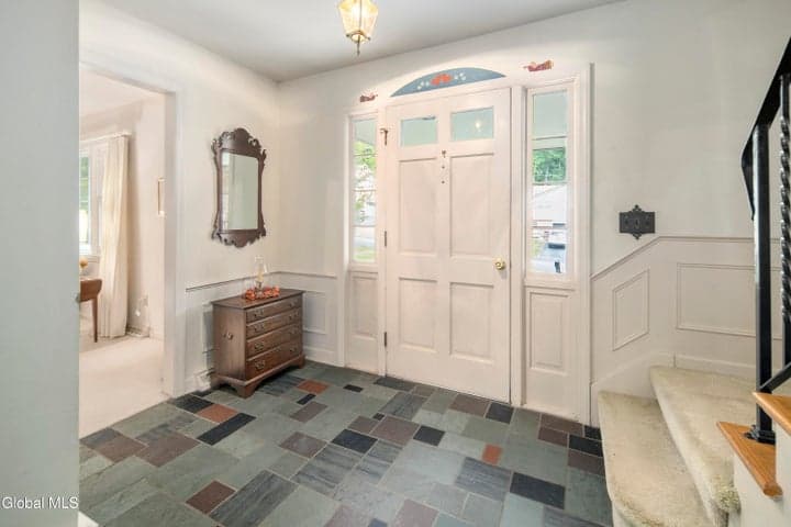 2284 Pinehaven Drive, Niskayuna, NY, photo 3