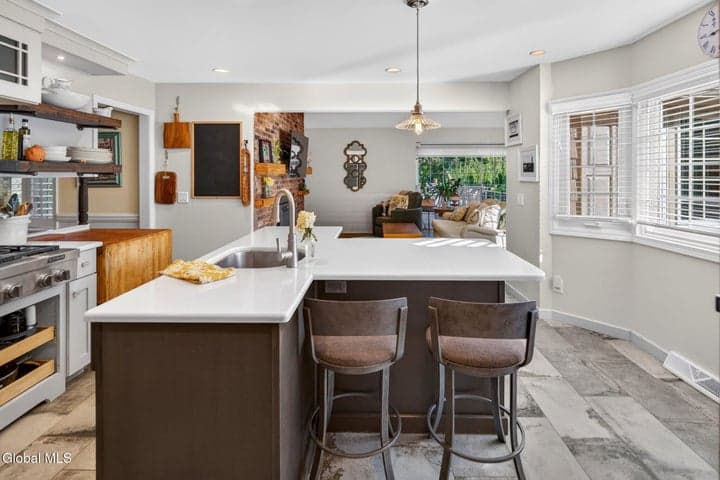 41 St Agnes Lane, Loudonville, NY, photo 5