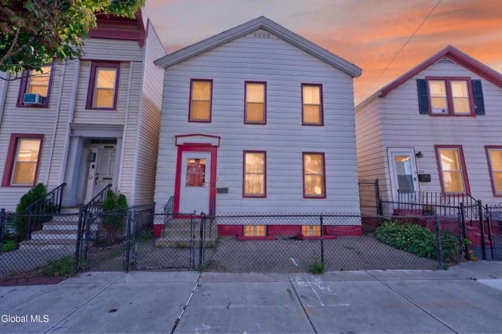 322 1st Street, Troy, NY, photo 2