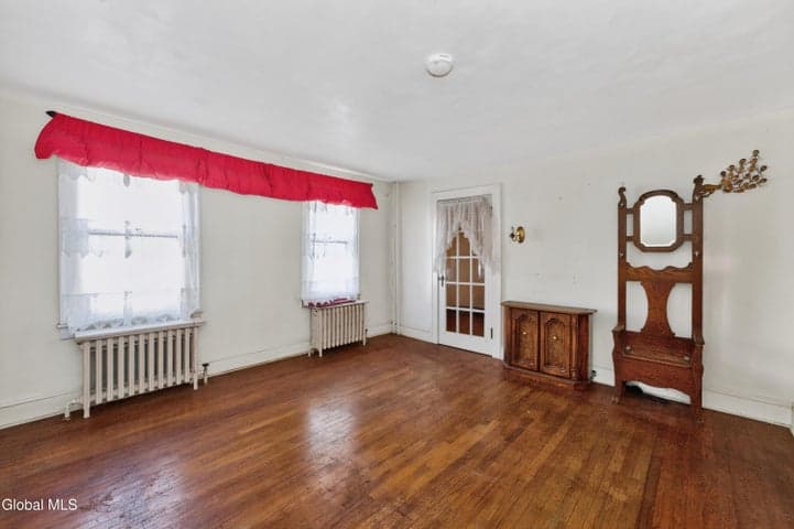 322 1st Street, Troy, NY, photo 5