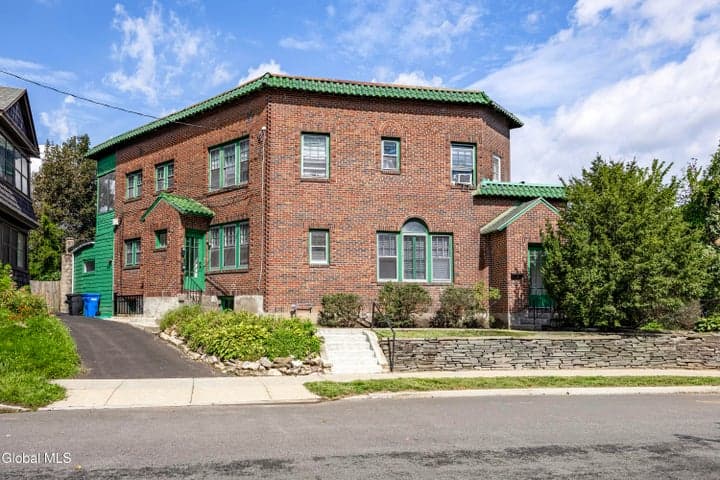 4 View Avenue, Albany, NY, photo 1