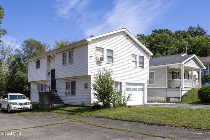 821 Hillside Avenue, Schenectady, NY, photo 2
